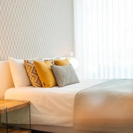 شقة Sea View - 3 Pools - Parking - Gym - Supermarket - Prime Location *