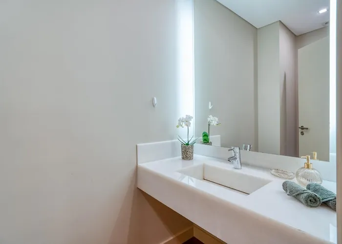 Sea View - 3 Pools - Parking - Gym - Supermarket - Prime Location Φουνκάλ