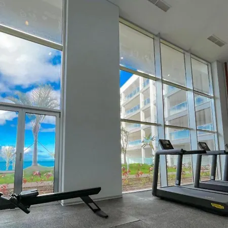 Sea View - 3 Pools - Parking - Gym - Supermarket - Prime Location Daire