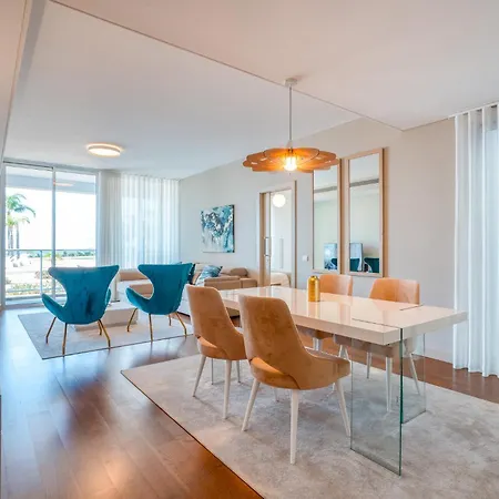 Apartman Sea View - 3 Pools - Parking - Gym - Supermarket - Prime Location Funchal