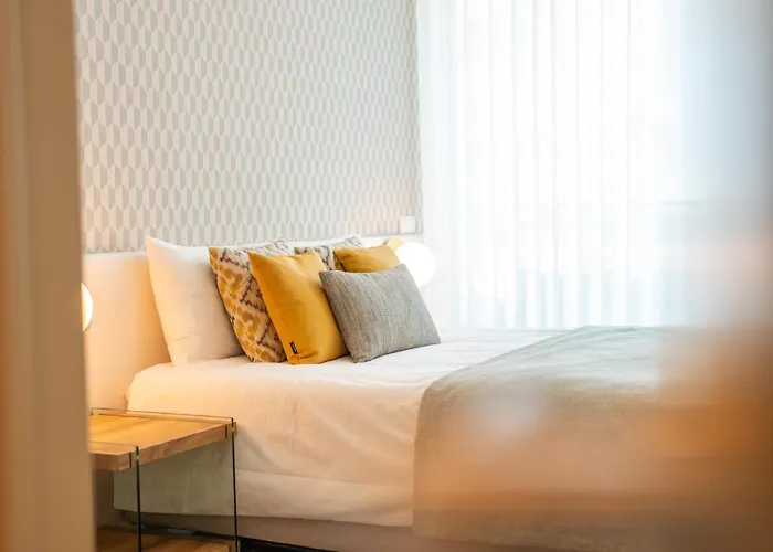 Apartment Sea View - 3 Pools - Parking - Gym - Supermarket - Prime Location *