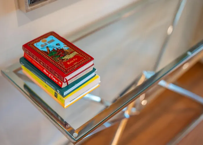 Sea View - 3 Pools - Parking - Gym - Supermarket - Prime Location Funchal (Madeira)