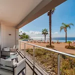 Sea View - 3 Pools - Parking - Gym - Supermarket - Prime Location